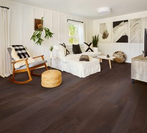 Prep Your Hardwood Floors for Summer: Expert Tips for Humidity Control